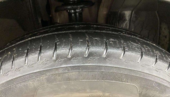 2019 Renault TRIBER RXZ, Petrol, Manual, 58,195 km, Right Front Tyre Tread