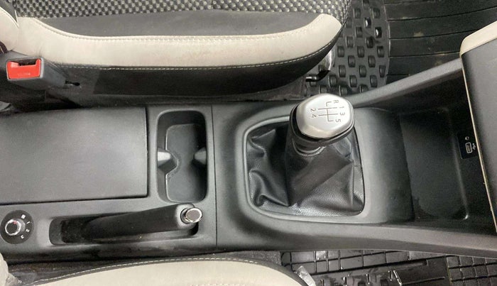 2019 Renault TRIBER RXZ, Petrol, Manual, 58,195 km, Gear Lever