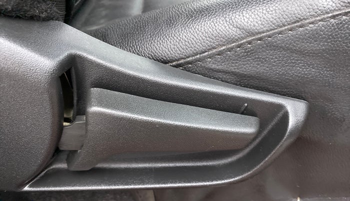 2020 Maruti S PRESSO VXI (O) CNG, CNG, Manual, 2,779 km, Driver Side Adjustment Panel