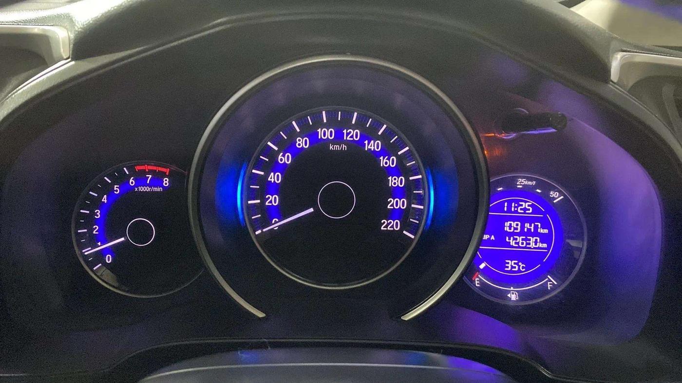 2017 Honda Jazz 1.2L I-VTEC VX, Petrol, Manual, 1,09,155 km, Odometer Image