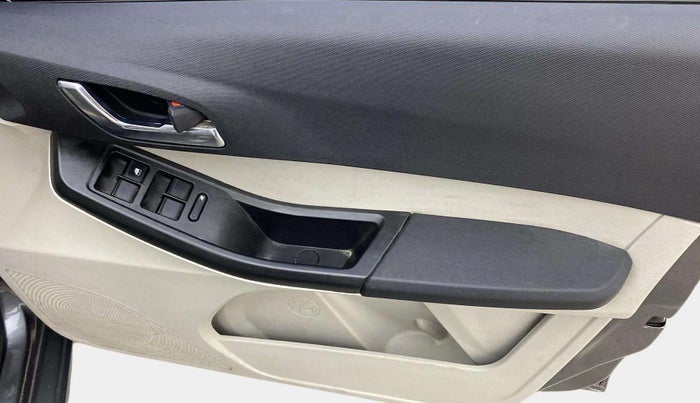 2022 Tata Tiago XZ PLUS CNG, CNG, Manual, 50,323 km, Driver Side Door Panels Control