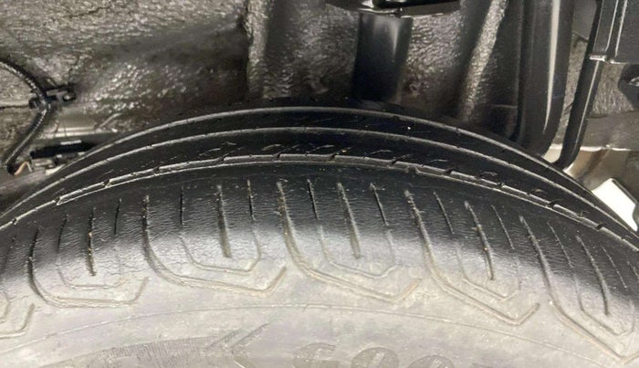 2022 Tata Tiago XZ PLUS CNG, CNG, Manual, 50,323 km, Left Rear Tyre Tread