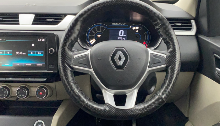 2020 Renault TRIBER RXZ, Petrol, Manual, 32,683 km, Steering Wheel Close Up