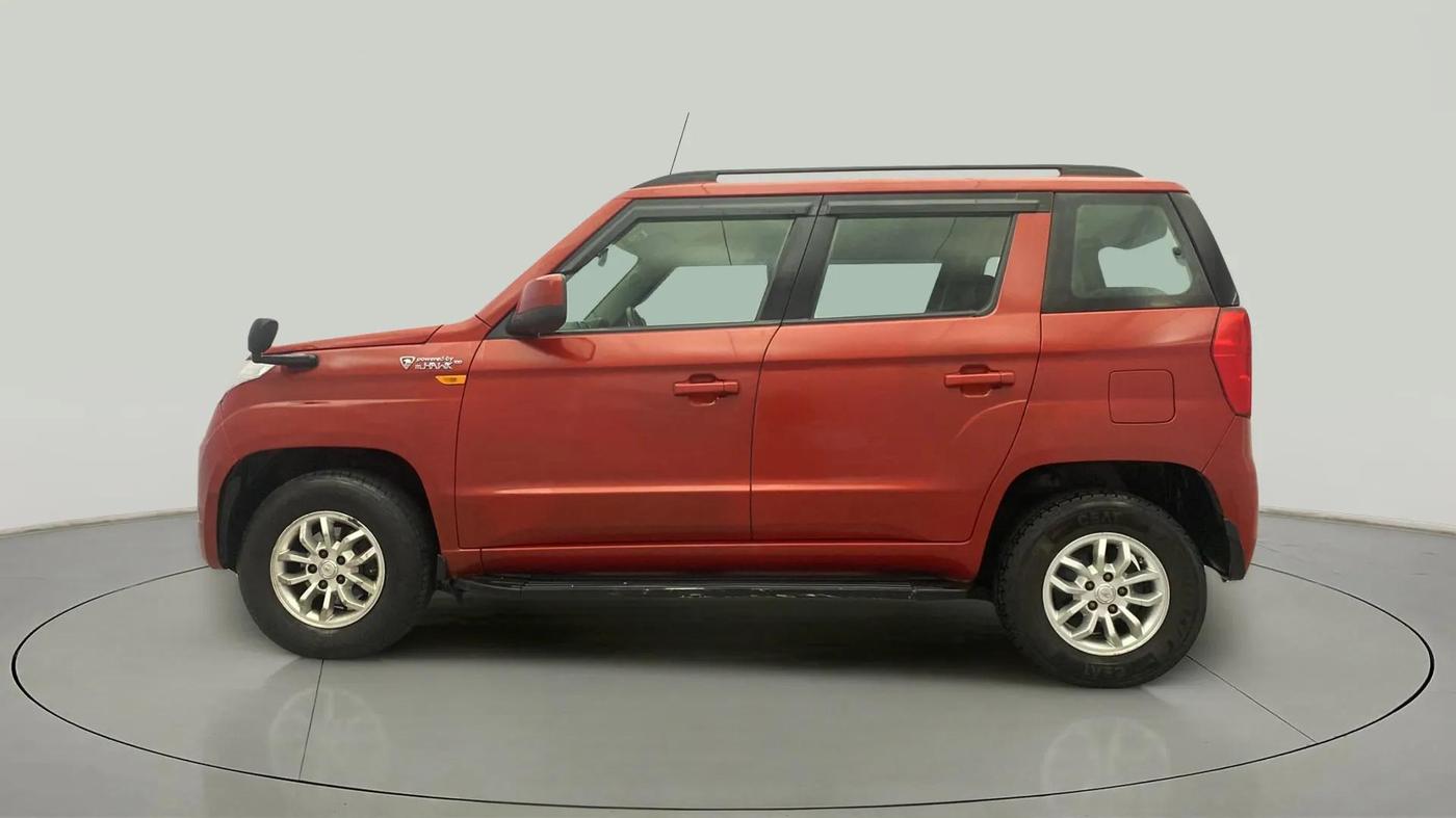 2017 Mahindra TUV300 T8, Diesel, Manual, 59,999 km, Left Side