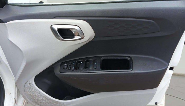 2019 Hyundai GRAND I10 NIOS ASTA 1.2 KAPPA VTVT, Petrol, Manual, 65,492 km, Driver Side Door Panels Control