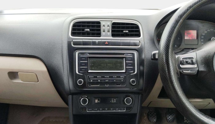 2014 Volkswagen Polo HIGHLINE DIESEL, Diesel, Manual, 1,52,211 km, Air Conditioner