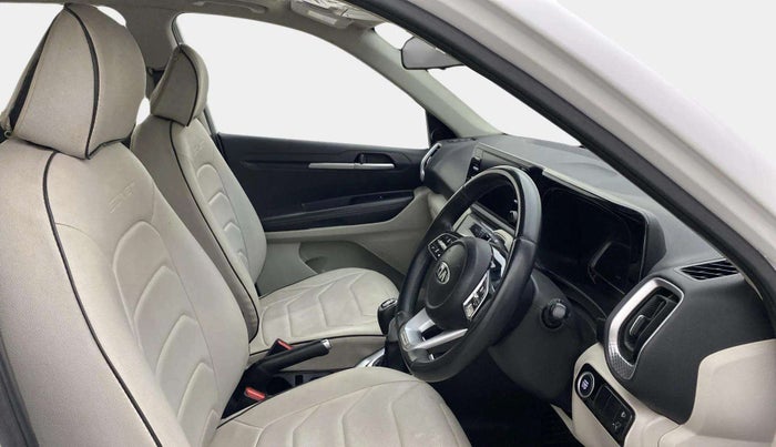 2021 KIA SONET HTX 1.0 IMT, Petrol, Manual, 44,967 km, Right Side Front Door Cabin