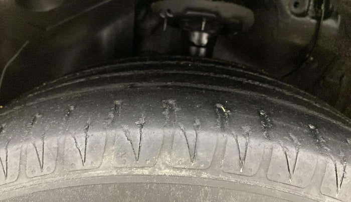 2021 KIA SONET HTX 1.0 IMT, Petrol, Manual, 44,967 km, Left Front Tyre Tread