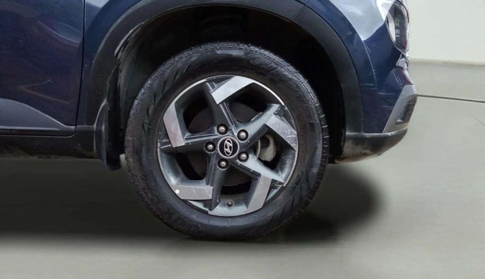 2020 Hyundai VENUE S 1.2, Petrol, Manual, 84,872 km, Right Front Wheel
