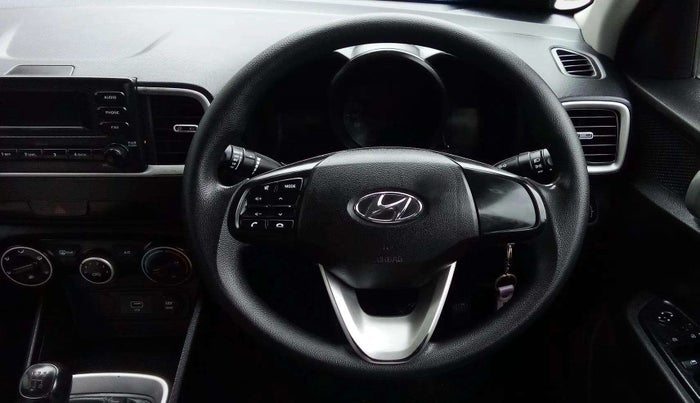 2020 Hyundai VENUE S 1.2, Petrol, Manual, 84,872 km, Steering Wheel Close Up