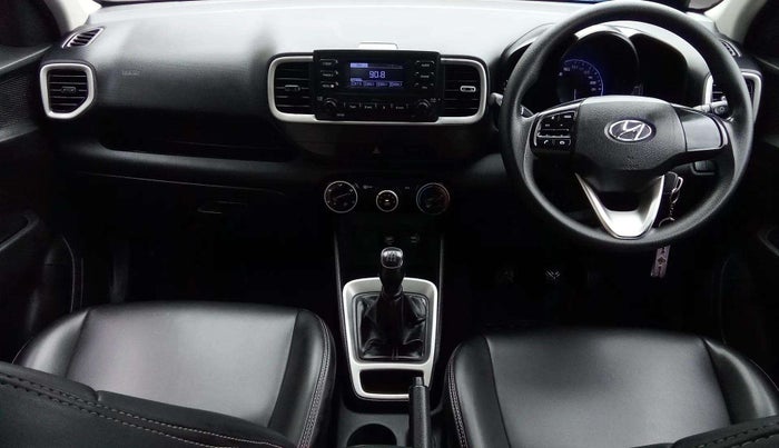 2020 Hyundai VENUE S 1.2, Petrol, Manual, 84,872 km, Dashboard