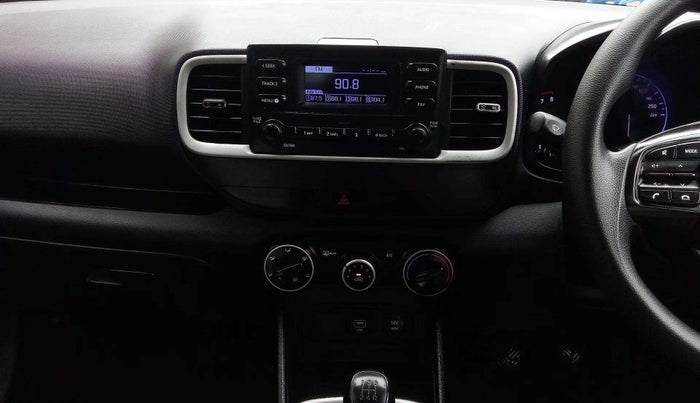 2020 Hyundai VENUE S 1.2, Petrol, Manual, 84,872 km, Air Conditioner