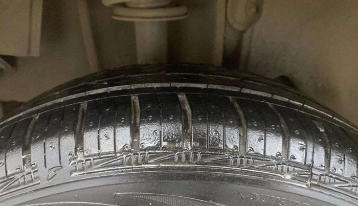 2017 Tata Tiago XZ PETROL, Petrol, Manual, 53,136 km, Right Rear Tyre Tread