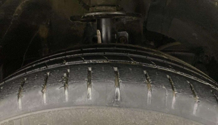 2021 Toyota Glanza G ISG, Petrol, Manual, 52,835 km, Right Front Tyre Tread