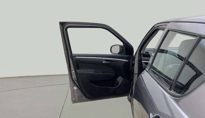 2015 Maruti Swift VXI, Petrol, Manual, 33,985 km, LHS Front Door