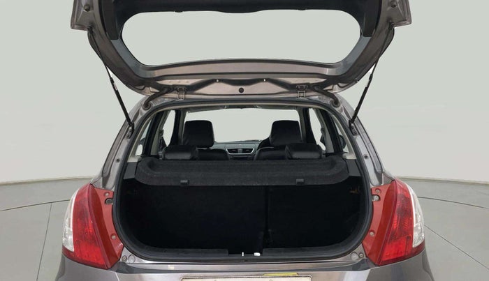 2015 Maruti Swift VXI, Petrol, Manual, 33,985 km, Boot Open Zoomed View