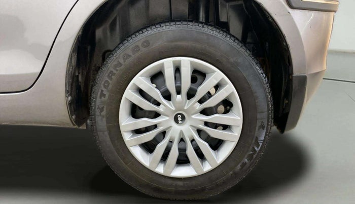 2015 Maruti Swift VXI, Petrol, Manual, 33,985 km, Left Rear Wheel