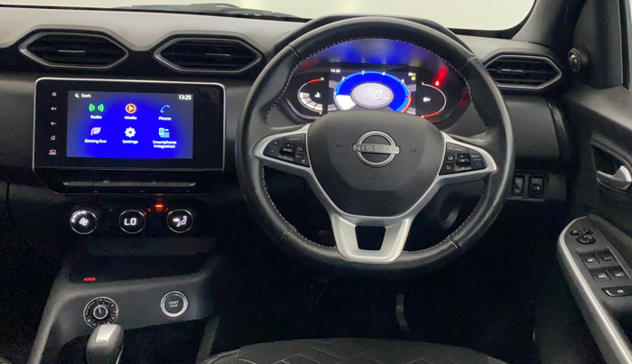 2022 Nissan MAGNITE XV PREMIUM TURBO CVT, Petrol, Automatic, 13,358 km, Steering Wheel Close Up