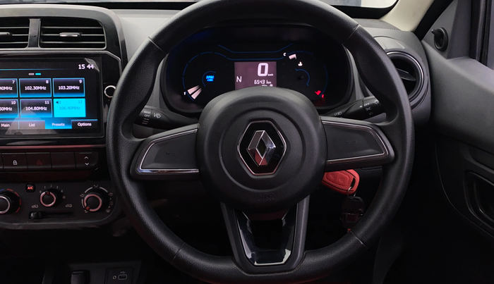 2021 Renault Kwid RXT 1.0 AMT (O), Petrol, Automatic, 65,428 km, Steering Wheel Close Up