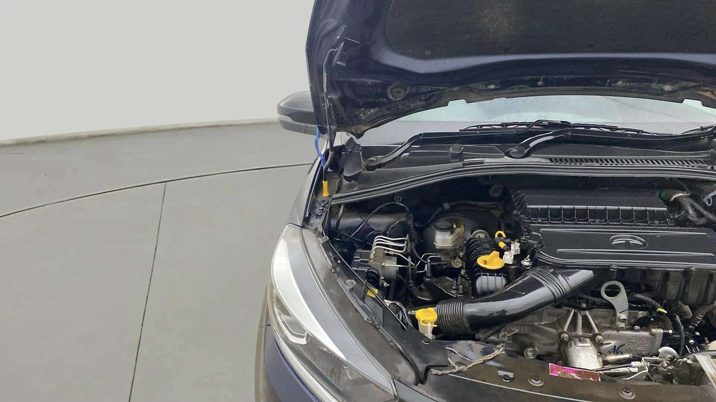 2021 Tata TIGOR XZ PLUS PETROL, Petrol, Manual, 17,004 km, Engine View - Right