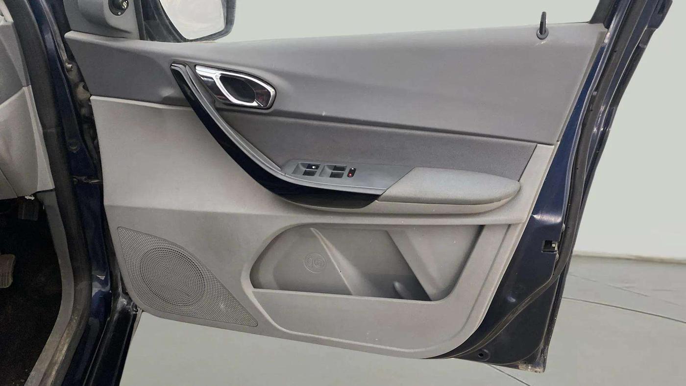 2021 Tata TIGOR XZ PLUS PETROL, Petrol, Manual, 17,004 km, Driver Side Door Panels Control