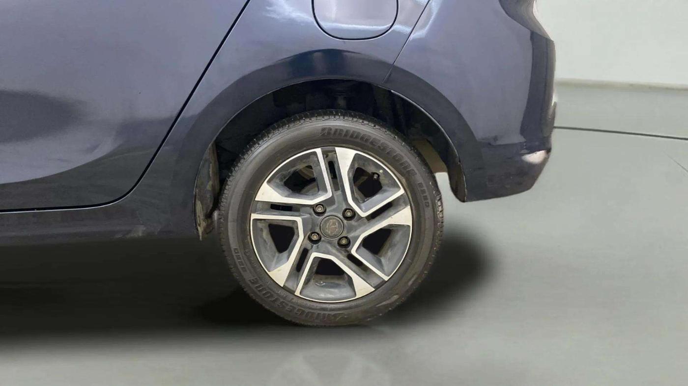 2021 Tata TIGOR XZ PLUS PETROL, Petrol, Manual, 17,004 km, Left Rear Wheel