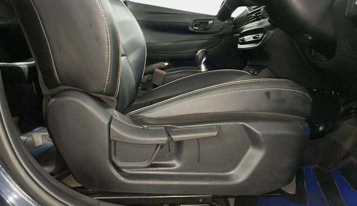 2020 Hyundai NEW I20 Asta 1.0 GDI Turbo IMT, Petrol, Manual, 20,729 km, Driver Side Adjustment Panel