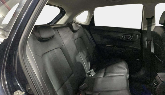 2020 Hyundai NEW I20 Asta 1.0 GDI Turbo IMT, Petrol, Manual, 20,729 km, Right Side Rear Door Cabin