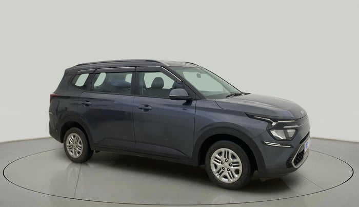 2023 KIA CARENS PRESTIGE 1.5 PETROL 7 STR, Petrol, Manual, 10,215 km, Right Front Diagonal