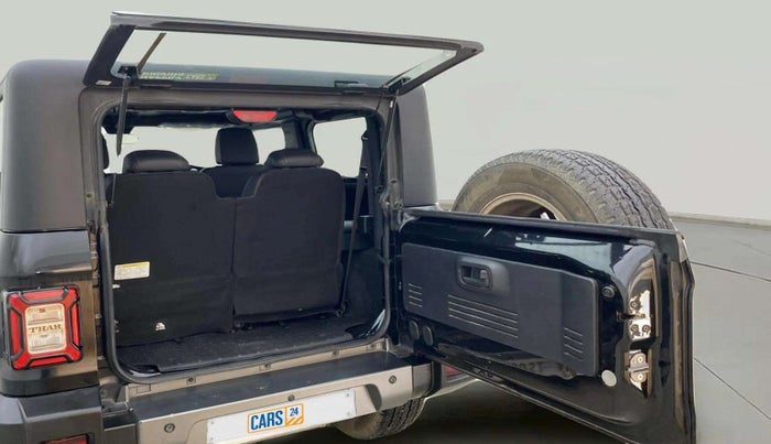 2021 Mahindra Thar LX HT PETROL 4WD MT, Petrol, Manual, 36,727 km, Boot Door Open