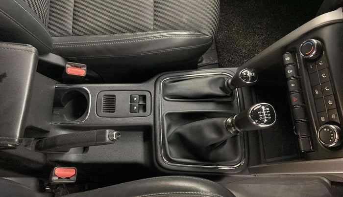 2021 Mahindra Thar LX HT PETROL 4WD MT, Petrol, Manual, 36,727 km, Gear Lever