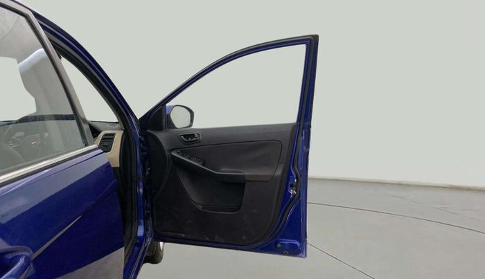 2015 Tata Zest XMS PETROL, Petrol, Manual, 50,008 km, RHS Front Door