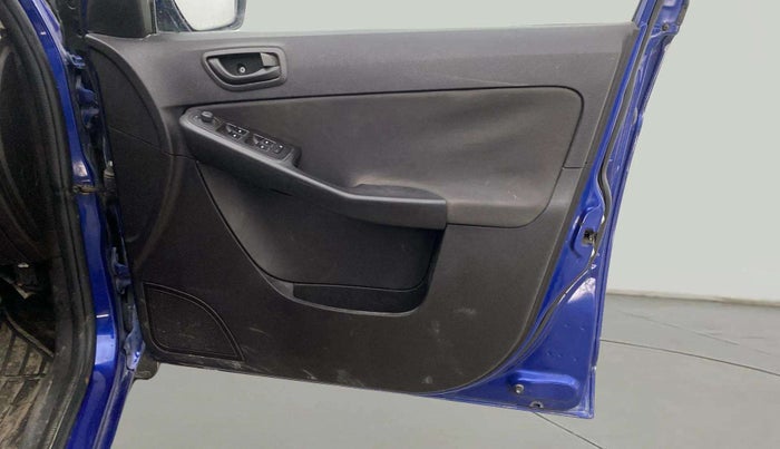 2015 Tata Zest XMS PETROL, Petrol, Manual, 50,008 km, Driver Side Door Panels Control