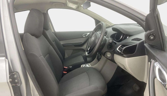 2018 Tata Tiago XZA PETROL, Petrol, Automatic, 45,854 km, Right Side Front Door Cabin