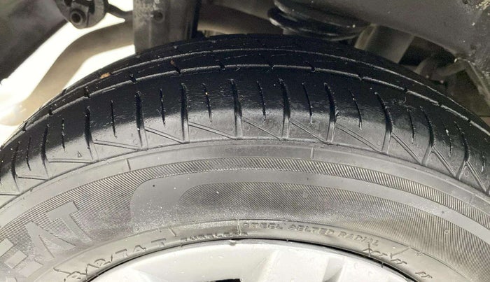 2021 Maruti Alto LXI, Petrol, Manual, 38,063 km, Right Rear Tyre Tread
