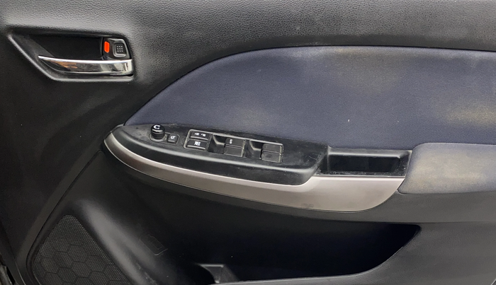 2021 Maruti Baleno ZETA CVT PETROL 1.2, Petrol, Automatic, 33,479 km, Driver Side Door Panels Control
