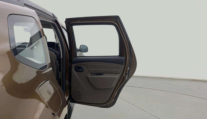 2018 Renault Duster RXL PETROL, Petrol, Manual, 33,105 km, RHS Rear Door