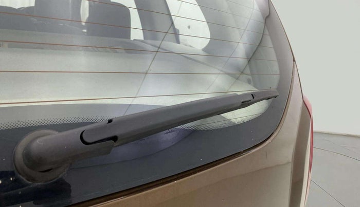 2018 Renault Duster RXL PETROL, Petrol, Manual, 33,105 km, Rear Wiper