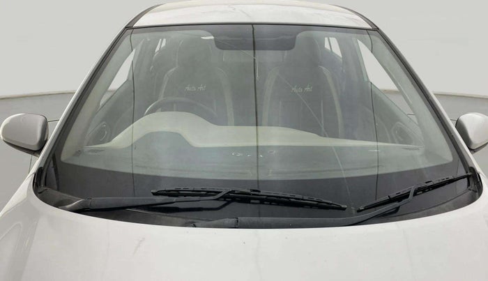 2018 Hyundai Elite i20 MAGNA EXECUTIVE 1.2, Petrol, Manual, 1,17,053 km, Front Windshield