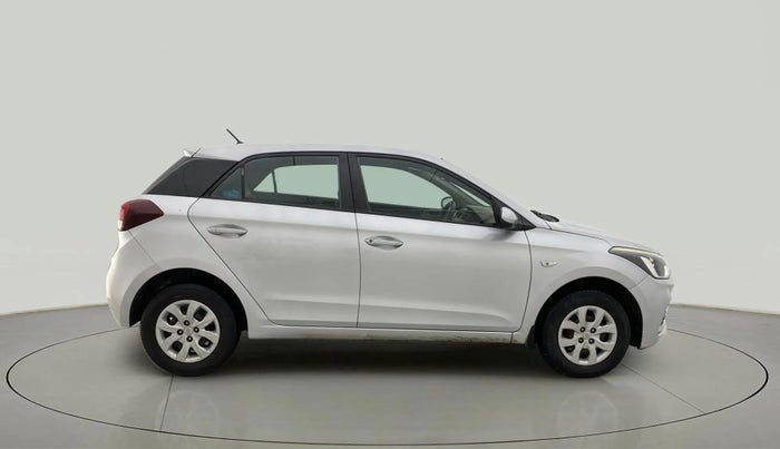 2018 Hyundai Elite i20 MAGNA EXECUTIVE 1.2, Petrol, Manual, 1,17,053 km, Right Side View