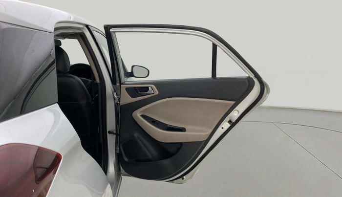 2018 Hyundai Elite i20 MAGNA EXECUTIVE 1.2, Petrol, Manual, 1,17,053 km, RHS Rear Door