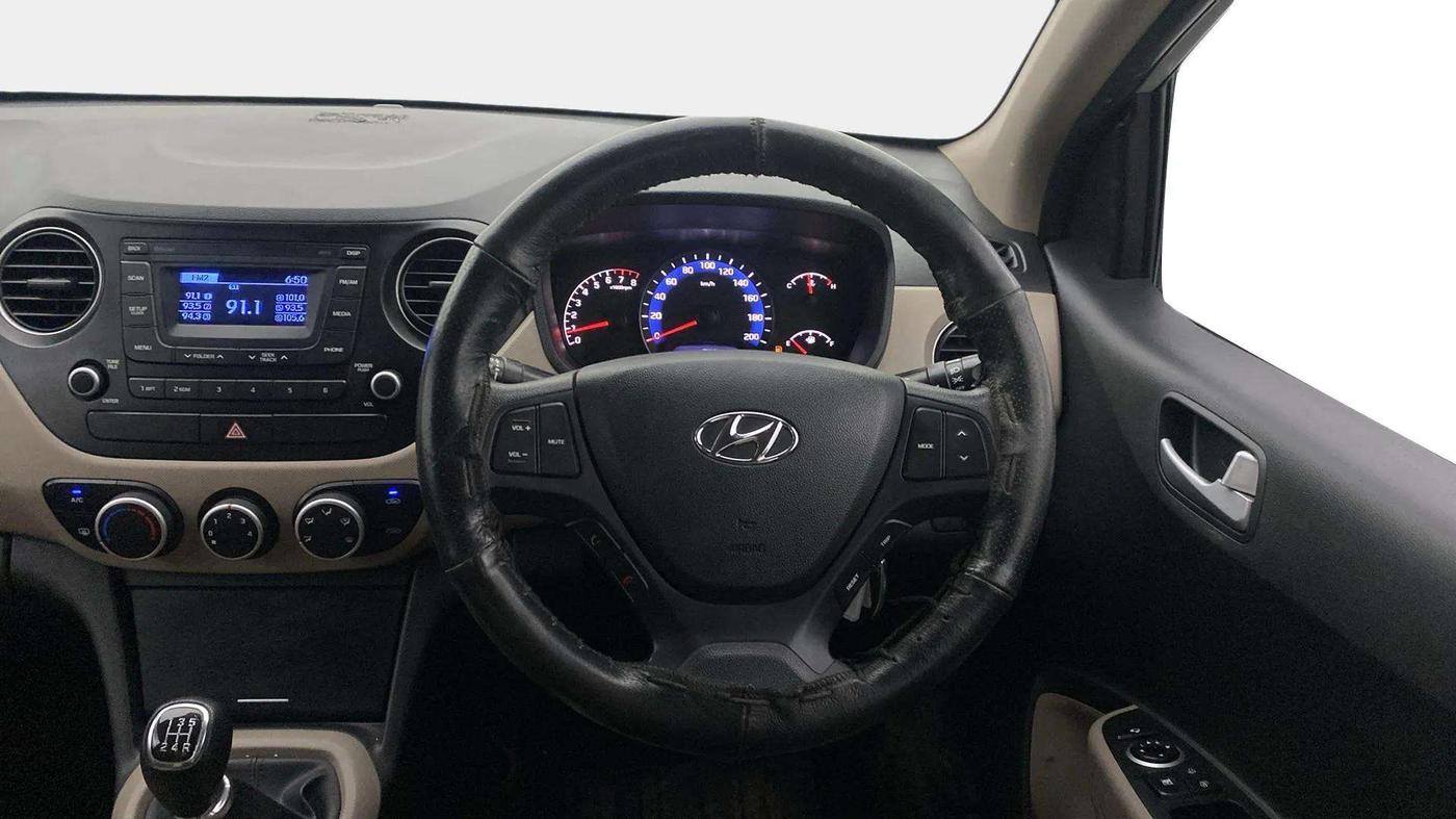 2017 Hyundai Xcent S 1.2, Petrol, Manual, 51,527 km, Steering Wheel Close Up