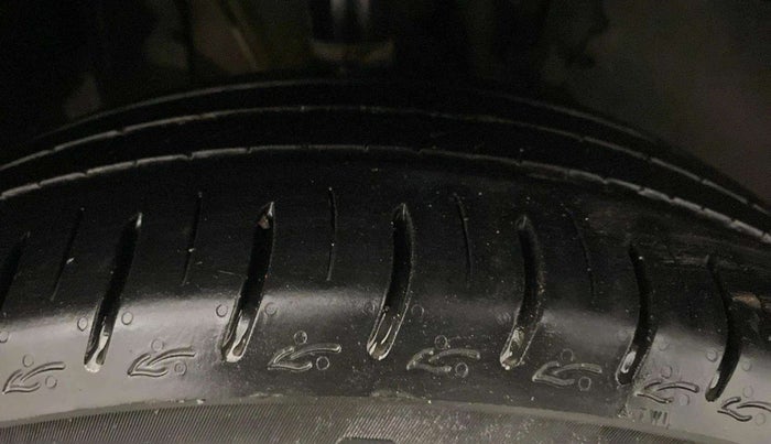 2023 Tata ALTROZ XZ Plus (S) Dark Edition, Petrol, Manual, 8,582 km, Right Front Tyre Tread