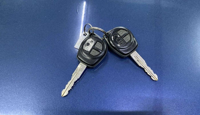2017 Maruti Baleno DELTA PETROL 1.2, Petrol, Manual, 33,862 km, Key Close Up