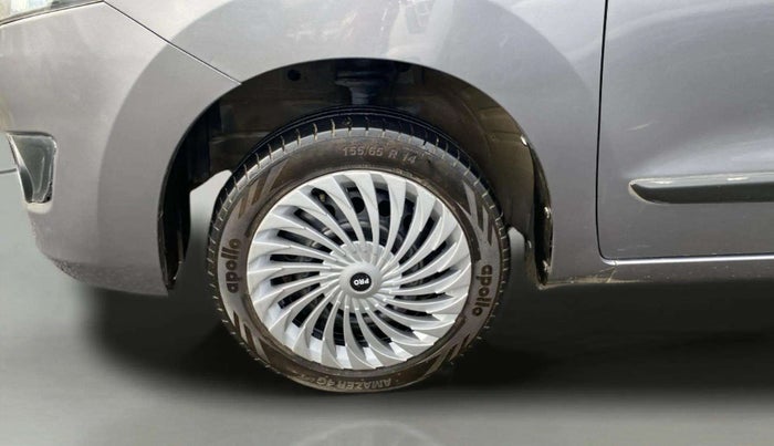 2015 Maruti Wagon R 1.0 VXI, Petrol, Manual, 80,028 km, Left Front Wheel