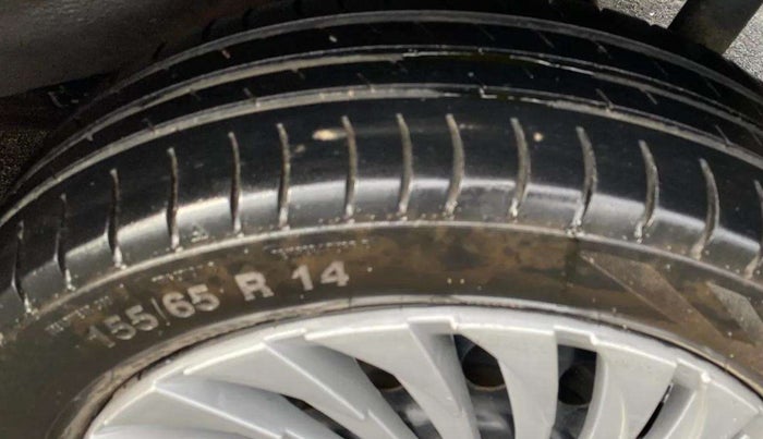 2015 Maruti Wagon R 1.0 VXI, Petrol, Manual, 80,028 km, Left Rear Tyre Tread