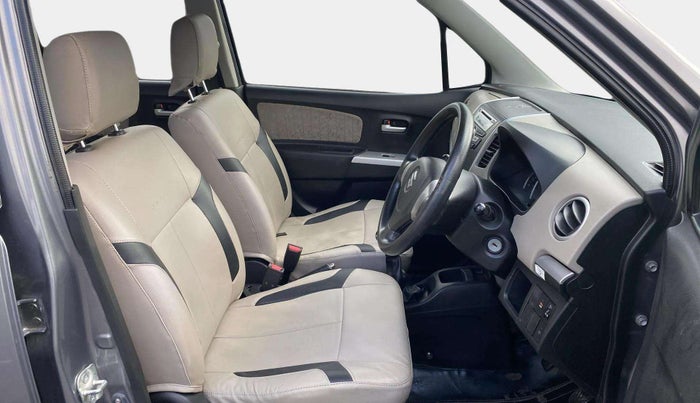 2015 Maruti Wagon R 1.0 VXI, Petrol, Manual, 80,028 km, Right Side Front Door Cabin
