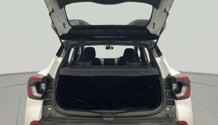2022 Renault Kiger RXT (O) MT, Petrol, Manual, 60,295 km, Boot Open Zoomed View