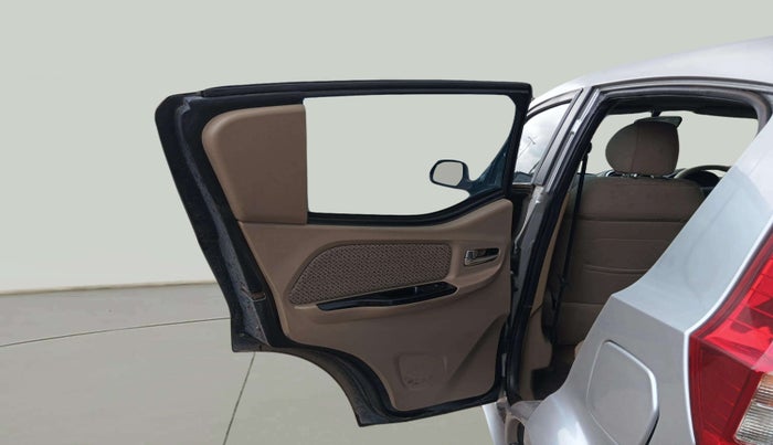 2017 Mahindra E20 Plus P4, Electric, Automatic, 36,737 km, LHS Rear Door