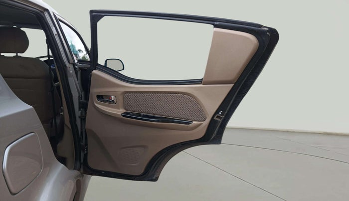 2017 Mahindra E20 Plus P4, Electric, Automatic, 36,737 km, RHS Rear Door